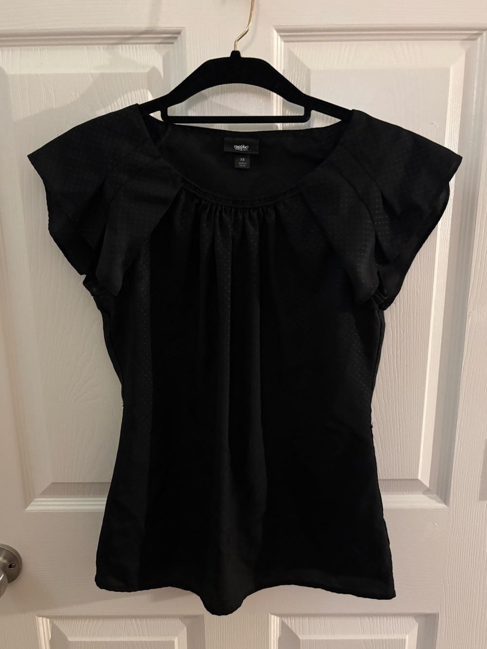 Worthington Black Ruffled Sleeve Blouse